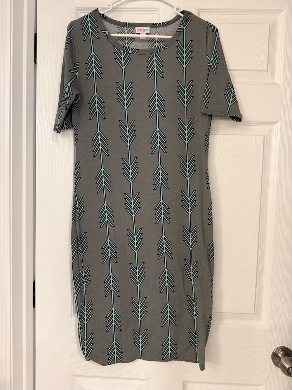 LuLaRoe Julia Gray & Teal Arrow-Print Short Sleeve Dress